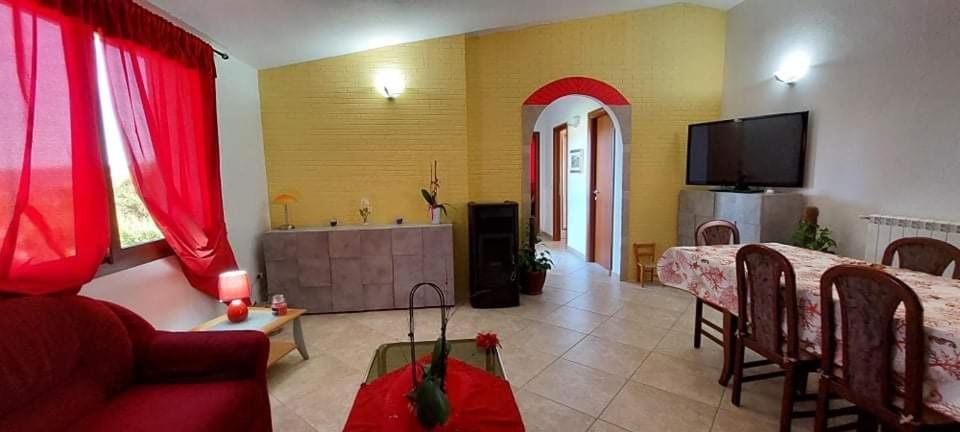 Вілла Indipendente Con Piscina Uso Esclusivo Internet Illimitato Сініскола Екстер'єр фото